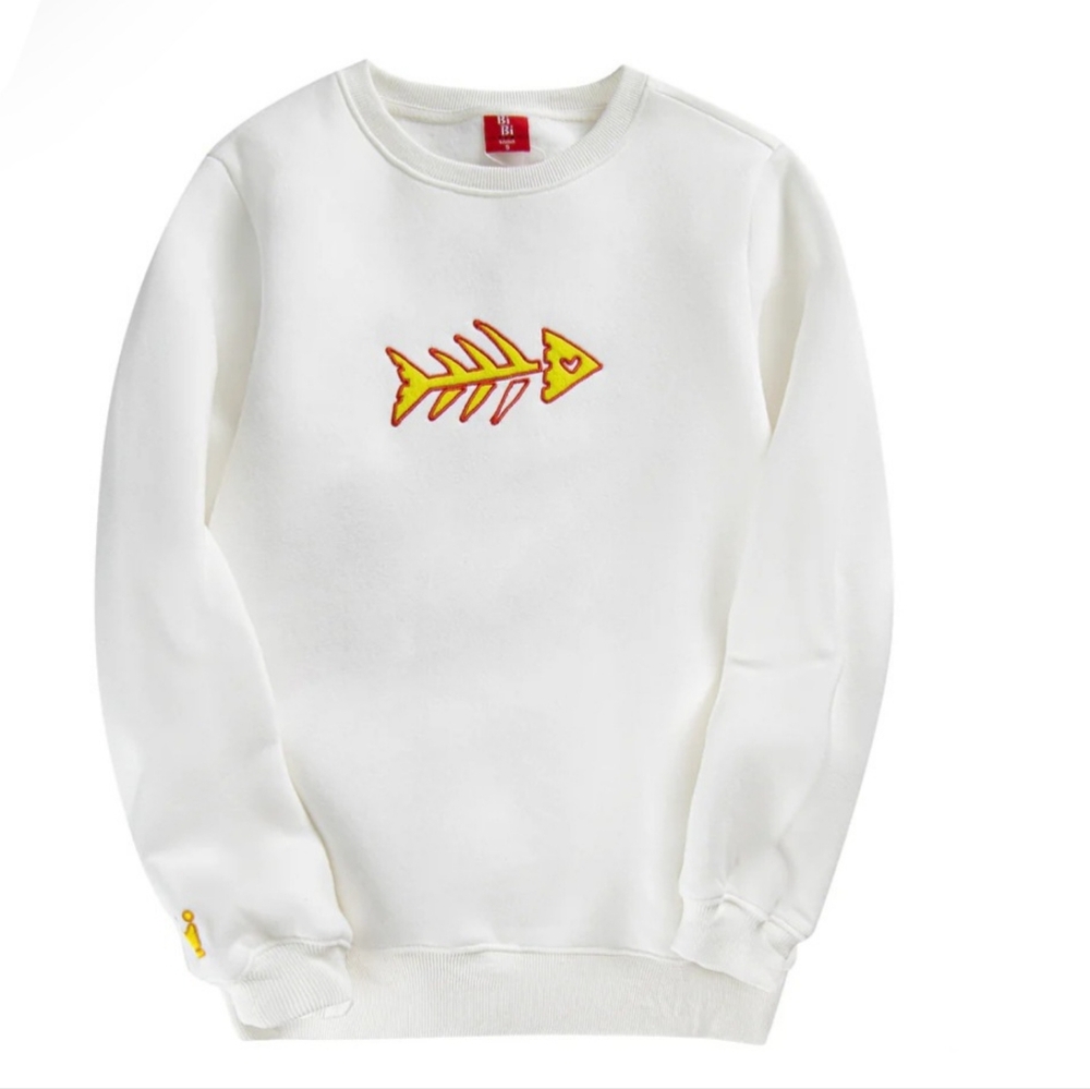 NWT Embroidered BiBisama Fishbone sweater 